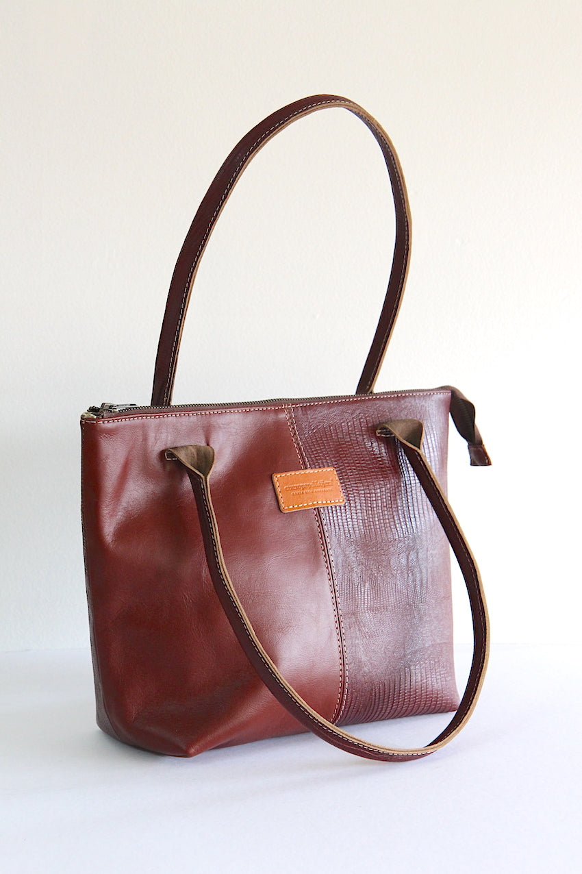 Pieza única color vino