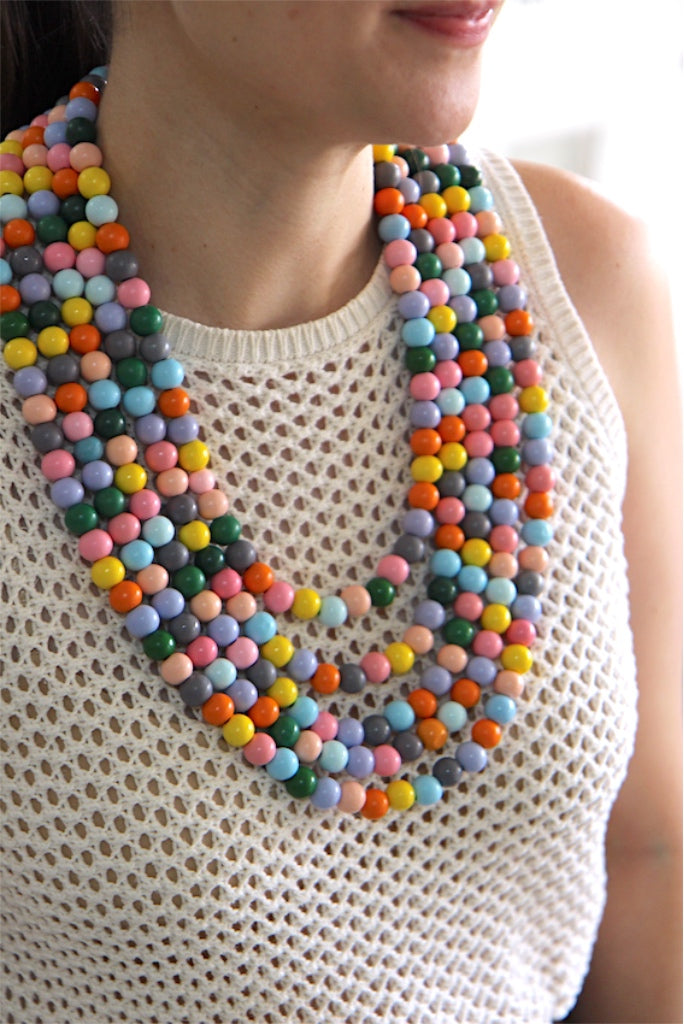 Collar de madera confetti